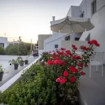 Olia Garden In Naxos Town *