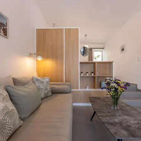 Olia Garden In Naxos Town Апартаменты