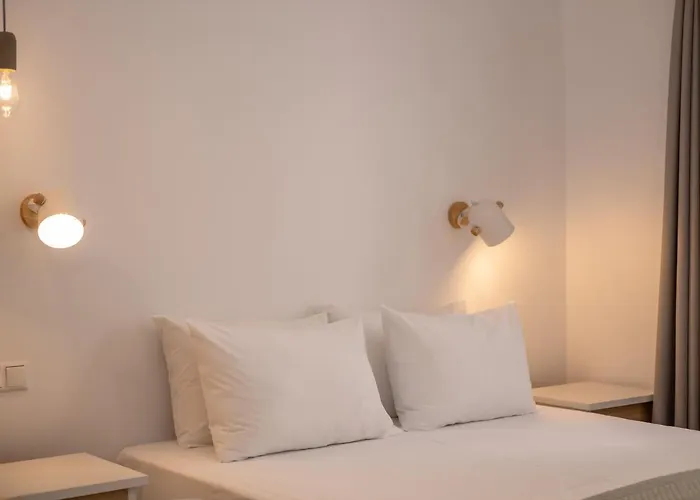 Apartment Olia Garden In Naxos Town *