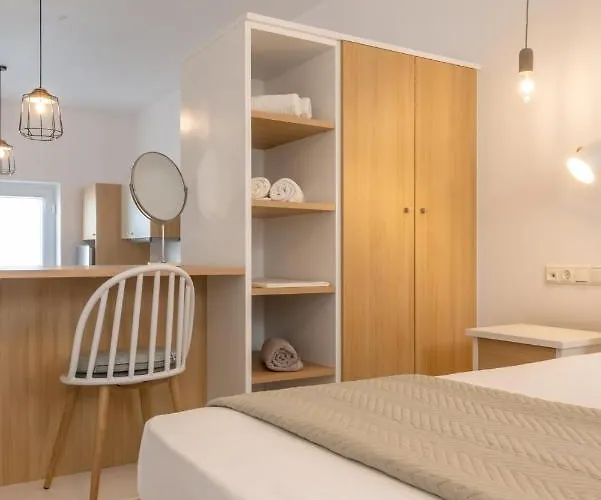 Olia Garden In Naxos Town Apartment *